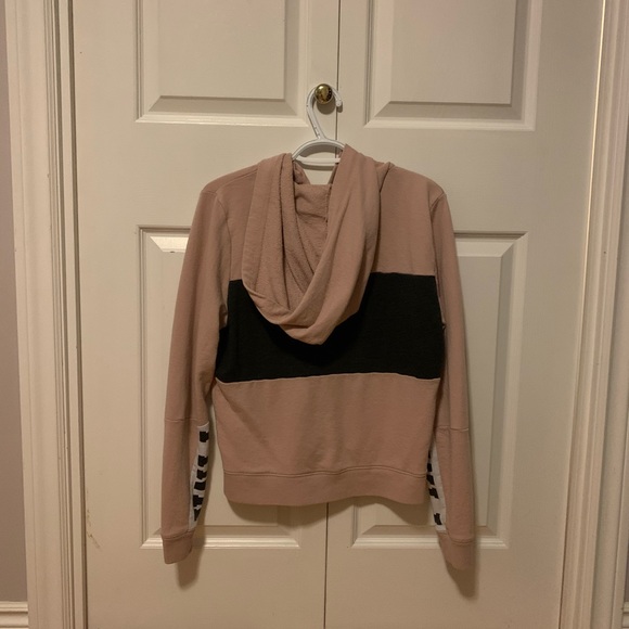 PINK zip-up sweater - Picture 2 of 2